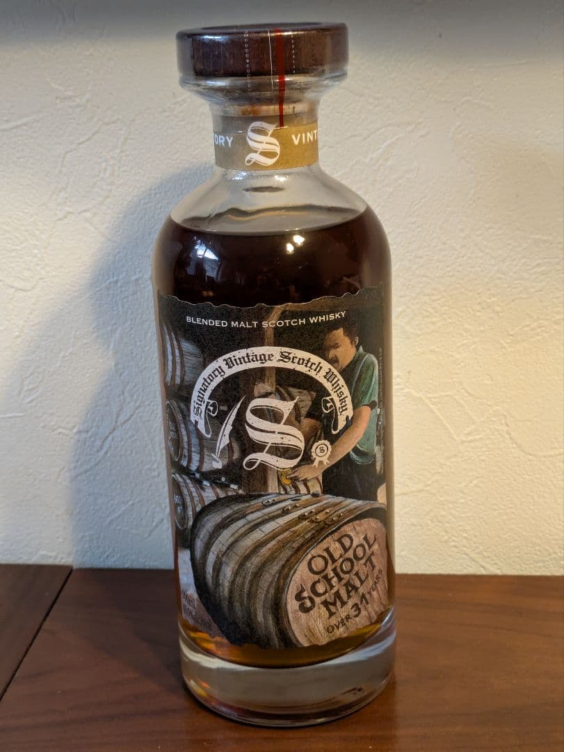 シグナトリーヴィンテージ オールドスクールモルト 31年 43.5% 700ml