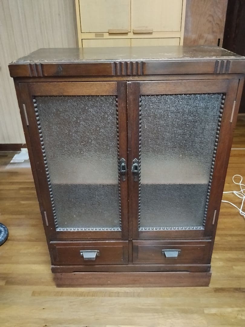 アンティーク レトロ 木製ガラス扉キャビネット 引き出し付き 本棚 食器棚