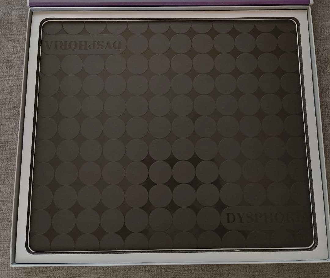 ピ*チ様 DYSPHORIA NaNA ガラスマウスパッド