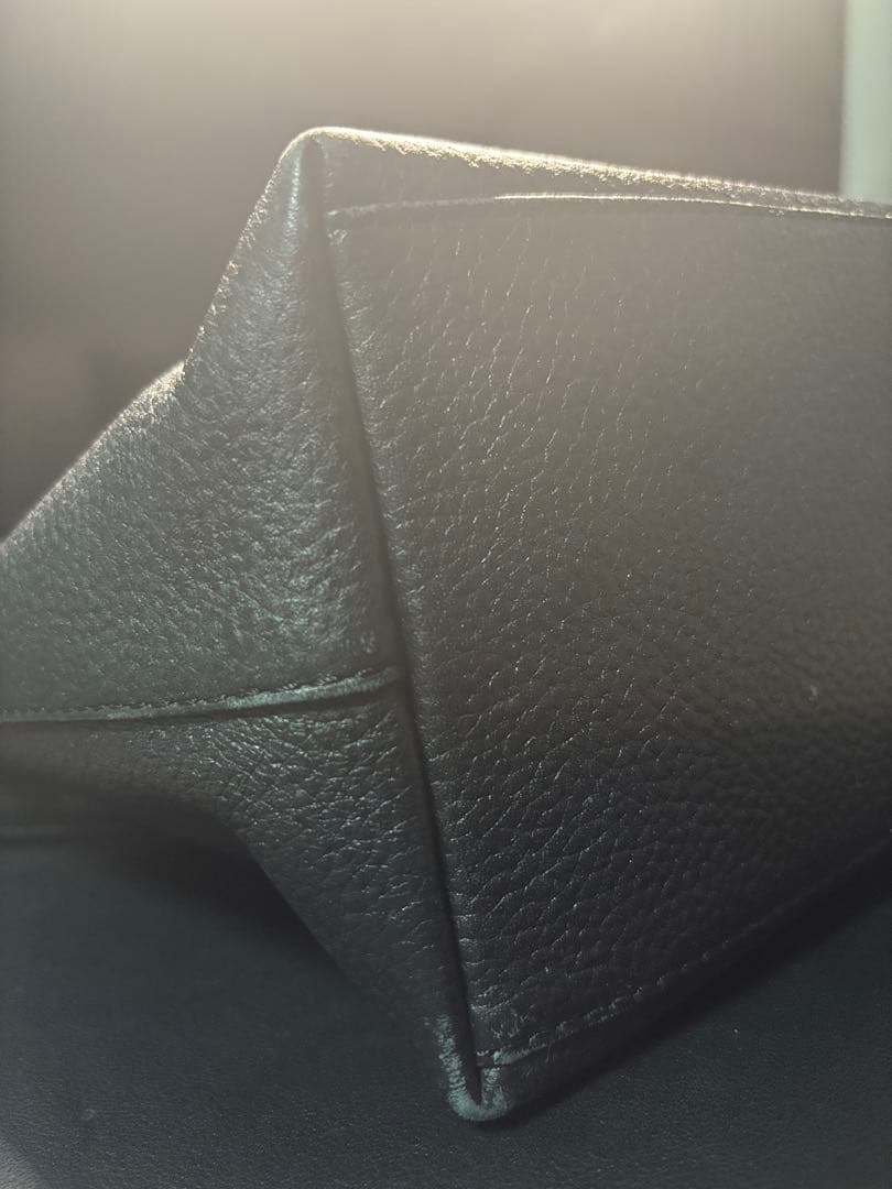 Hush tug黒レザートートバッグ