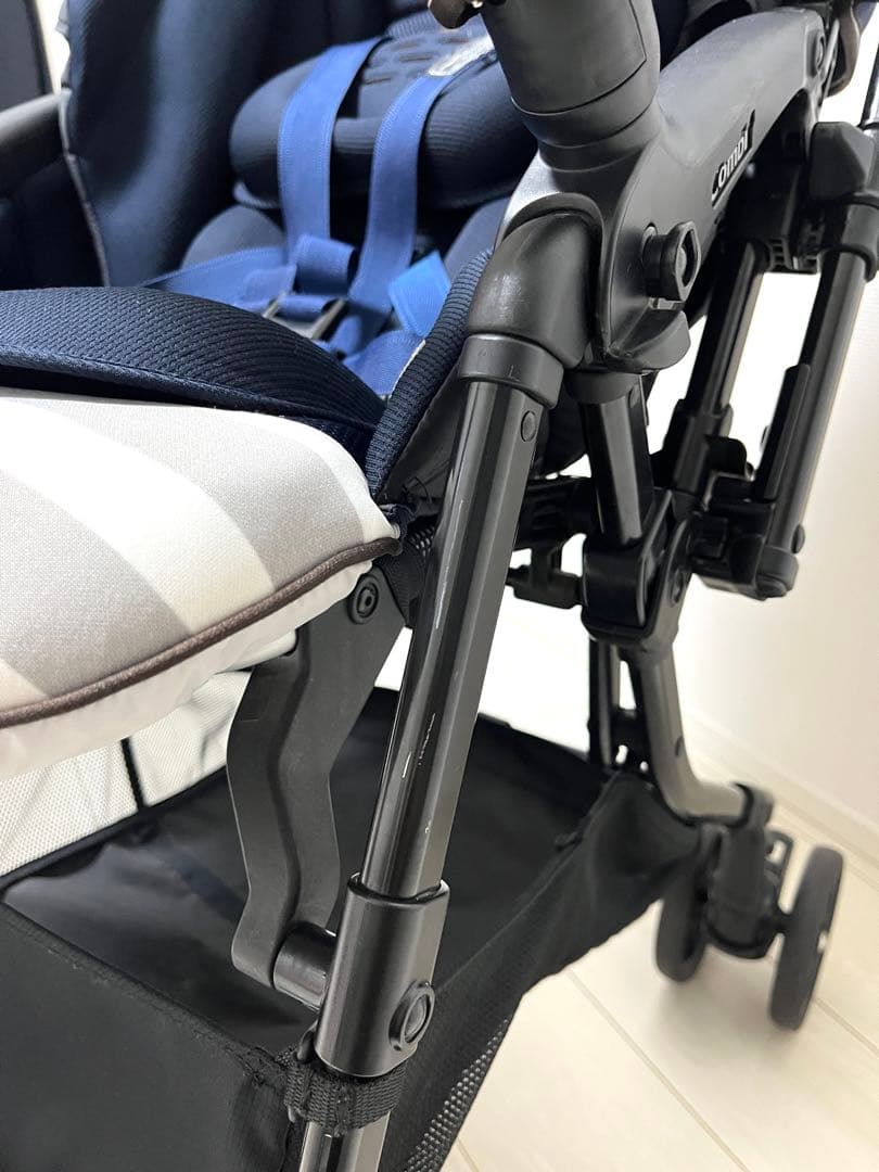 Combi コンビ スゴカル4キャスコンパクトエッグショック アドミラルグレー