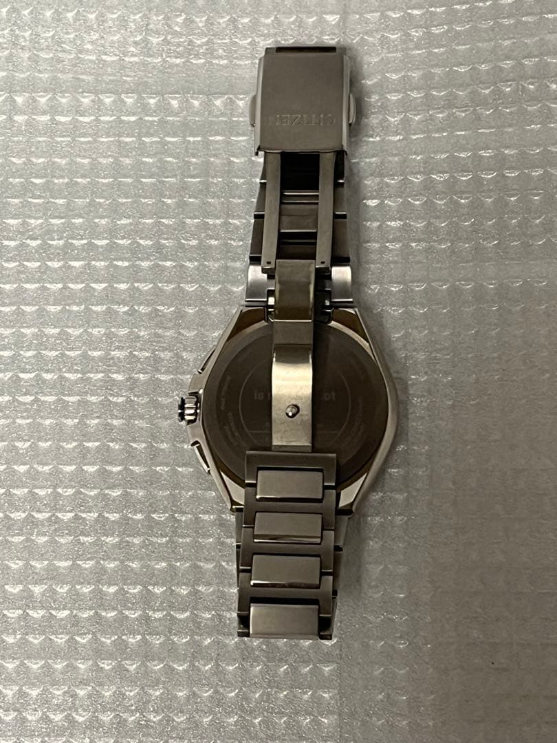 シチズン アテッサ エコドライブ電波時計 スターウォーズ R2-D2限定モデル