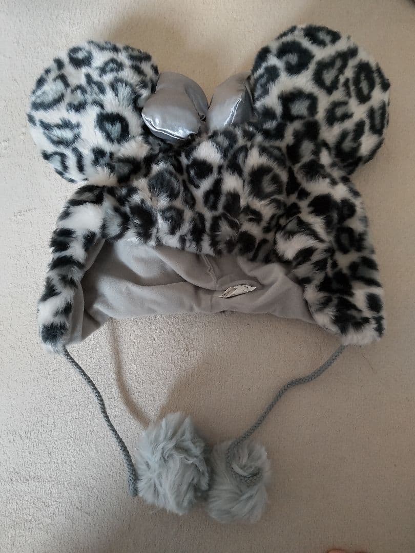 ディズニー ヒョウ柄 グレー シルバー ファンキャップ