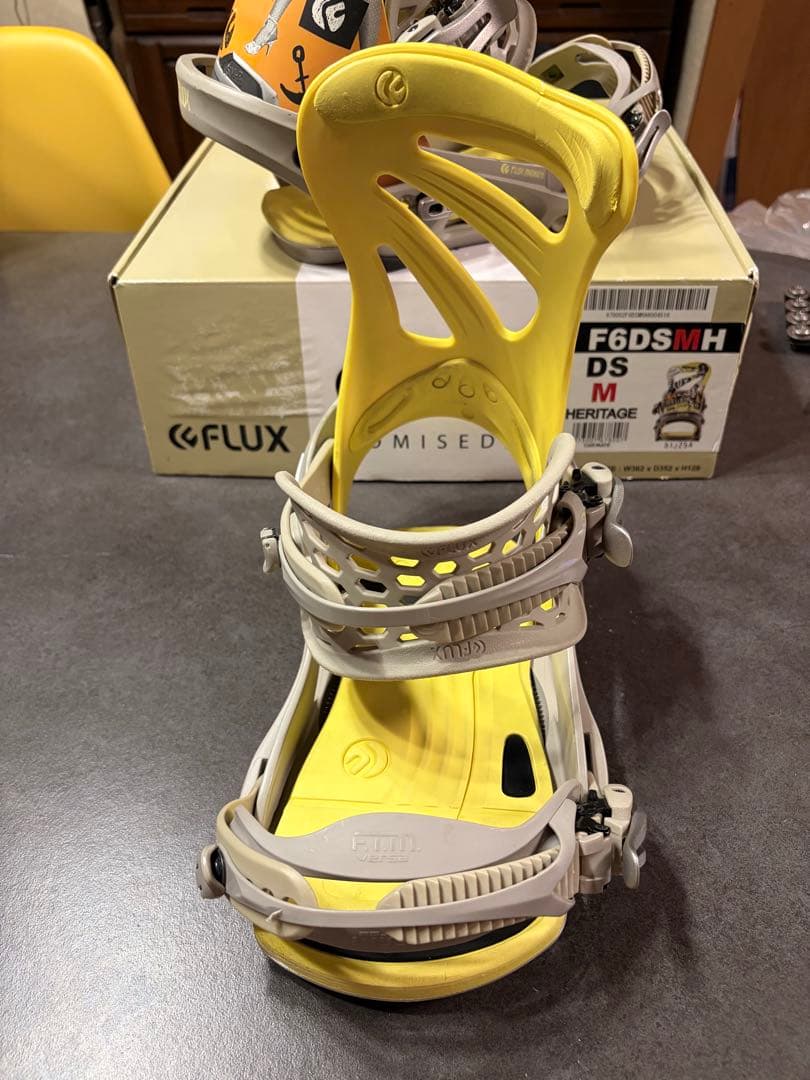 FLUX ビンディング DS Mサイズ