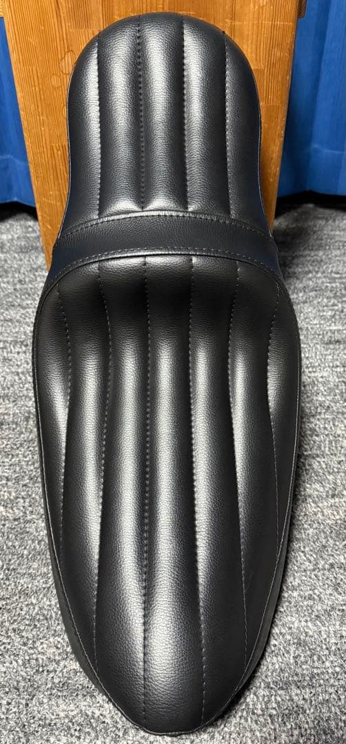 良品 カワサキ 250TR ガレージT&F バーチカルシート カスタムシート