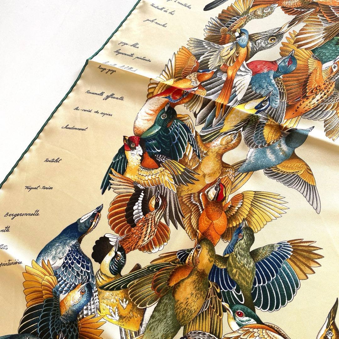 HERMES エルメス シルクスカーフ 鳥柄 カレ90 侵入者