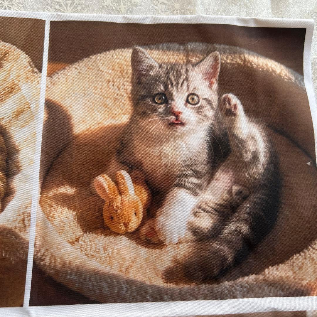 ハンドメイドオーダー受付　くつろぐ猫　パネル生地　サバトラ　キジ猫　ハンカチ