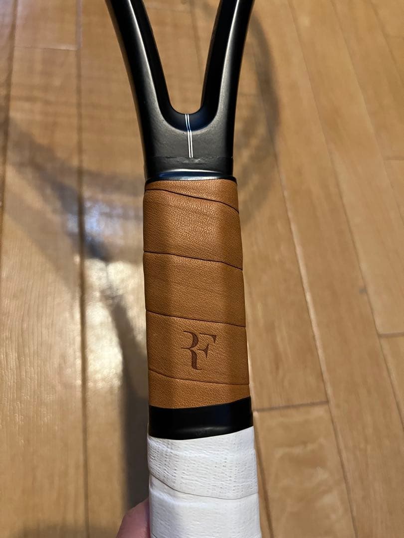 Wilson RF 01 PRO グリップ3 ロジャーフェデラーモデル