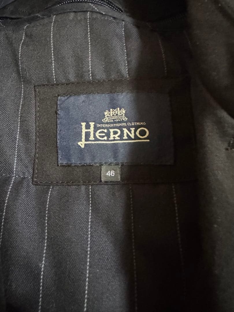 美品　Herno ヘルノ　トレンチコート 46サイズ　メンズ