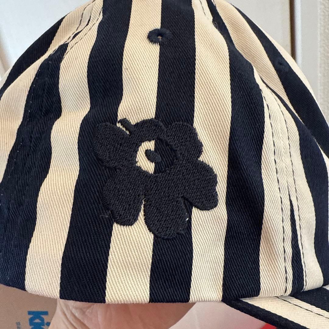 新品タグ付きmarimekko ストライプ キャップ
