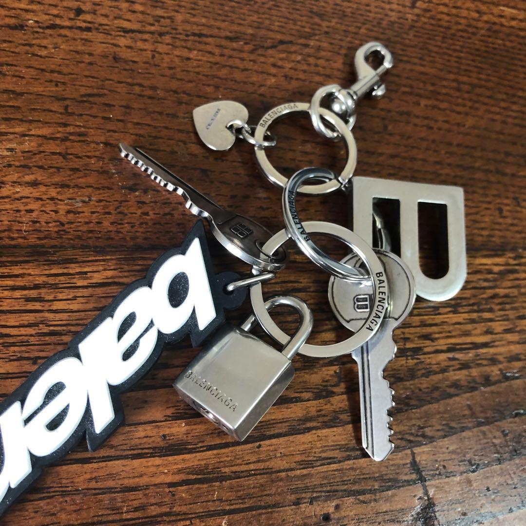 BALENCIAGA バレンシアガ KIT キーチャーム ブラック