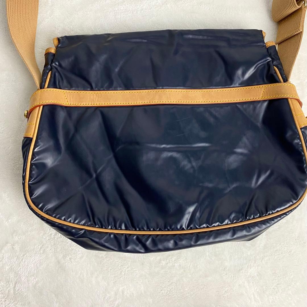 【美品☆人気】ハンティングワールド バチュークロス ショルダーバッグ ネイビー