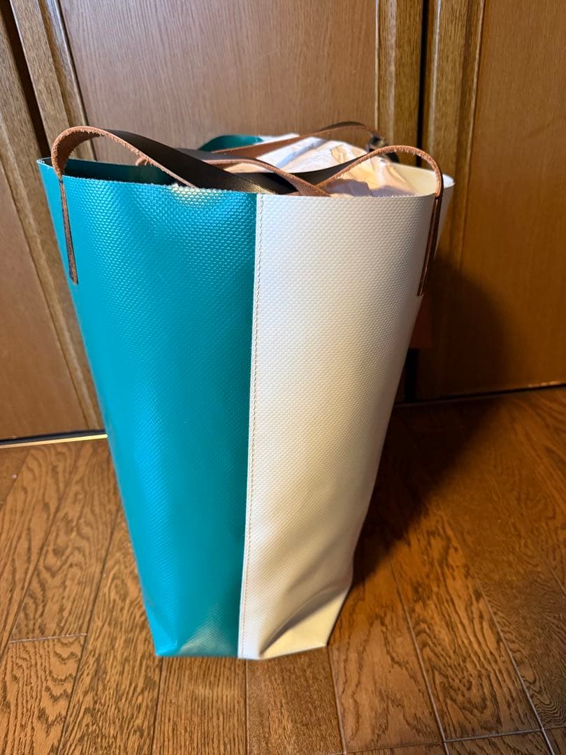 MARNI PVCトートバッグ
