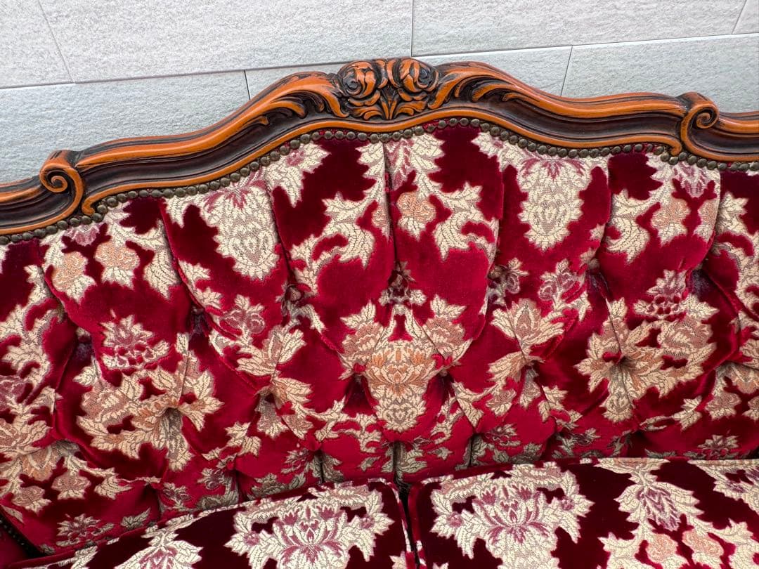 送料込み　金華山織が豪華なフォーマルなイタリア製のクラシックソファー