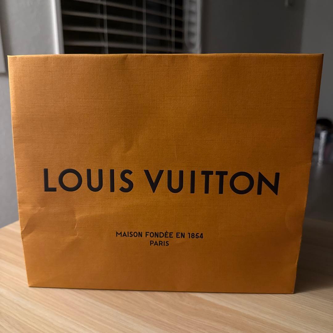 Louis Vuitton長財布ネイビー （ジッピーウォレット・ヴェルティカル）