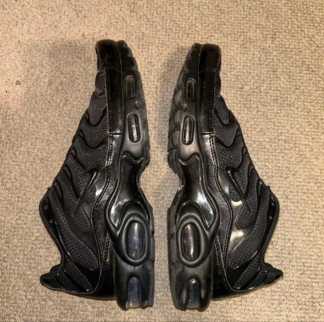 靴 Nike airmax plus \"triple black\"
