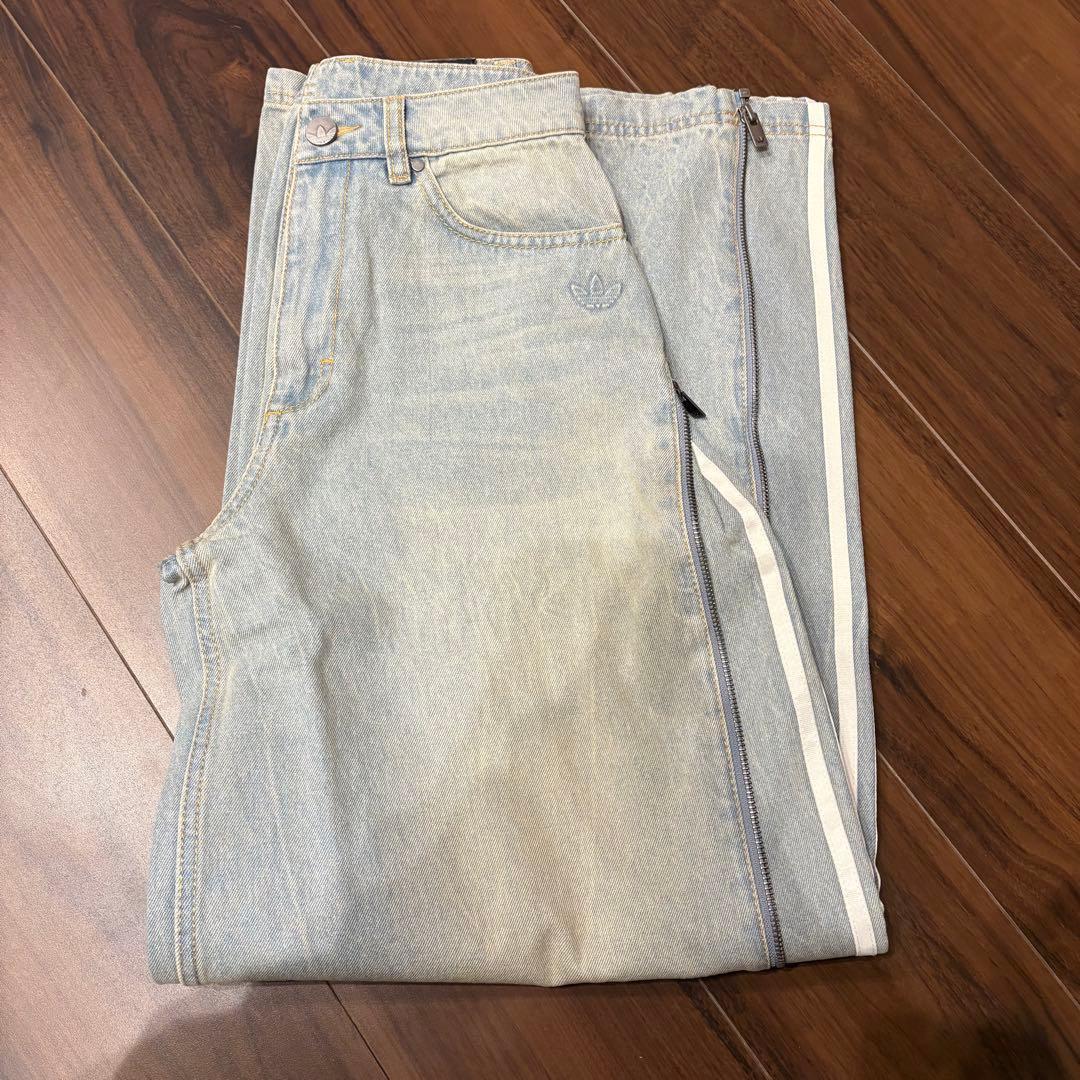 【新品】アディダス　デニムジップパンツ24インチJX9210