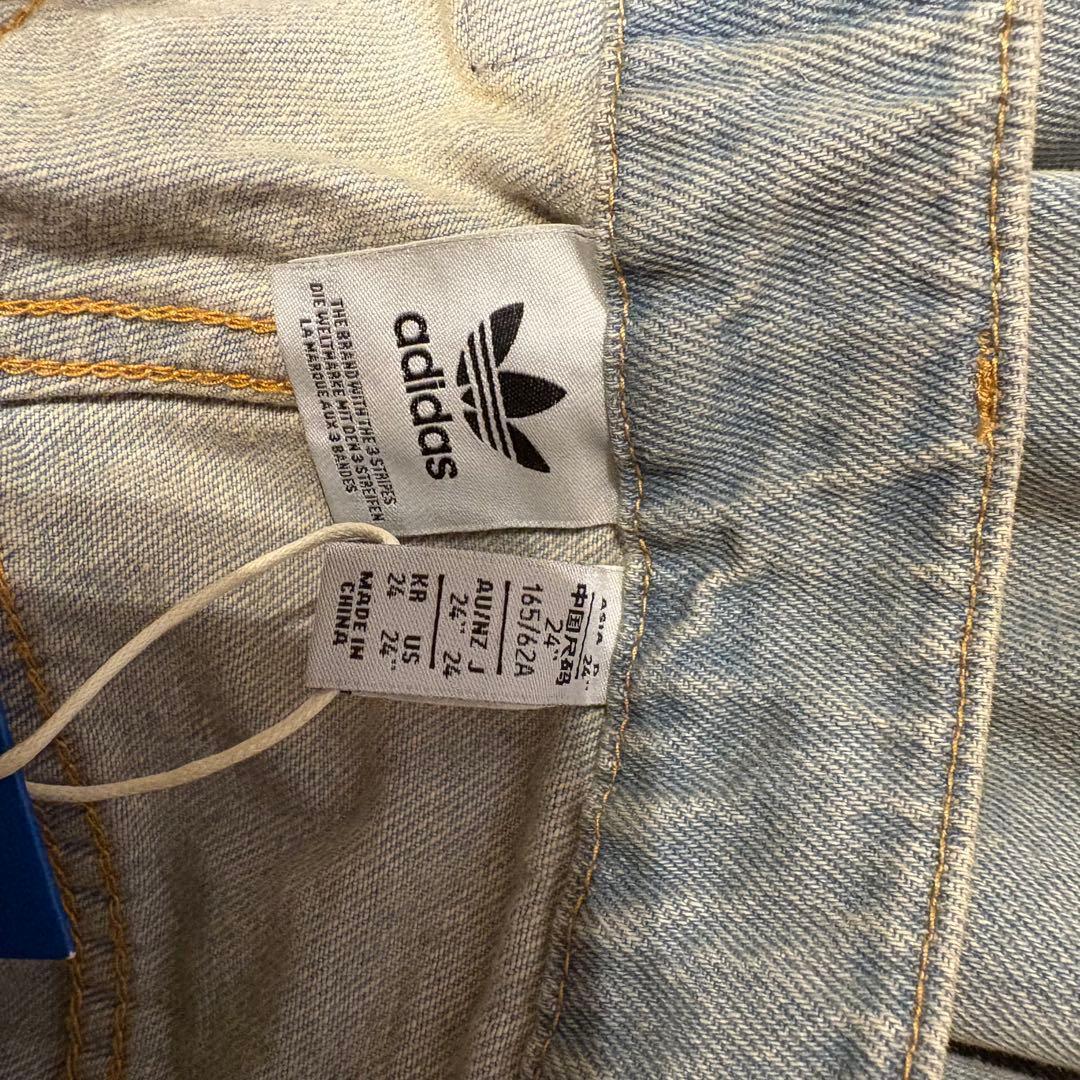【新品】アディダス　デニムジップパンツ24インチJX9210