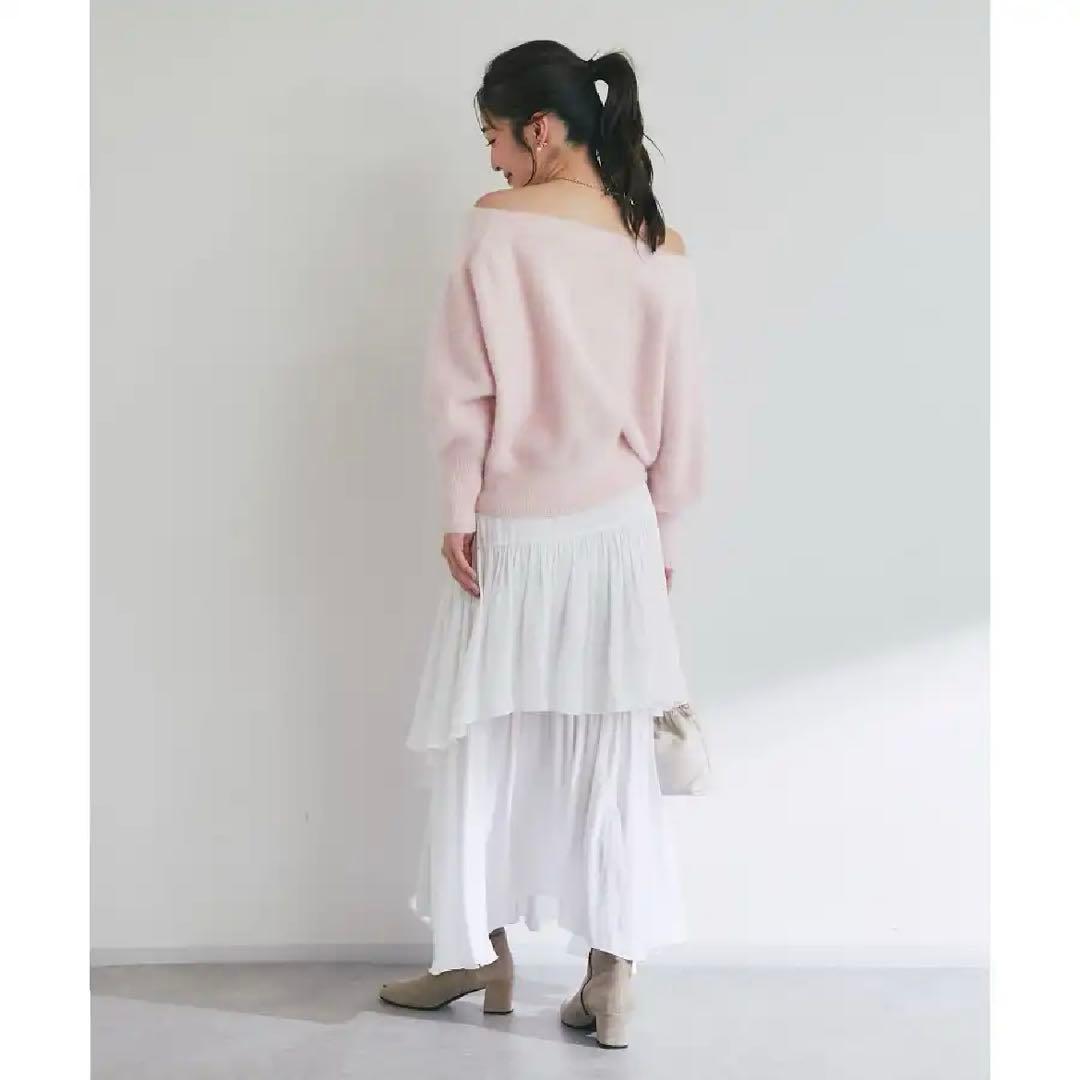 【La boutique BonBon】ヘアリーウールカシミヤ混オフショルニット
