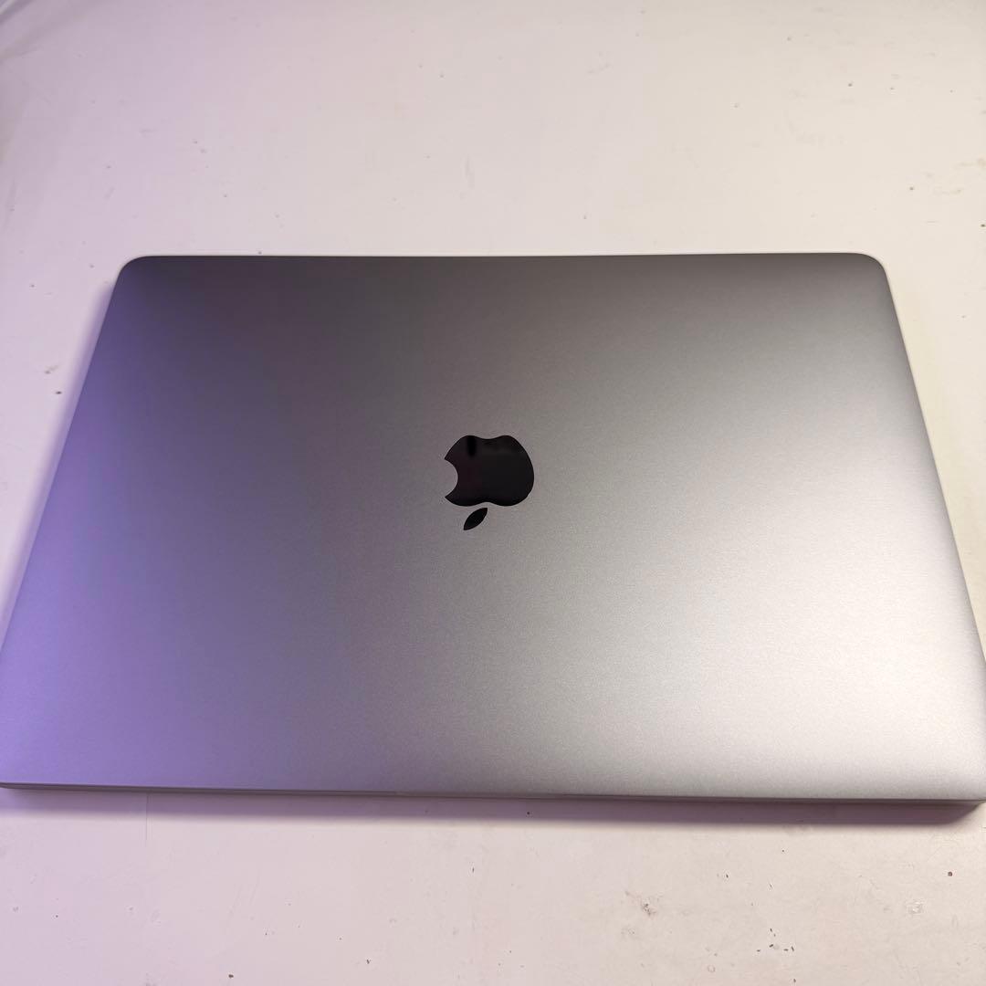 MacBookPro 2020 i7 メモリ32GB ストレージ512GB