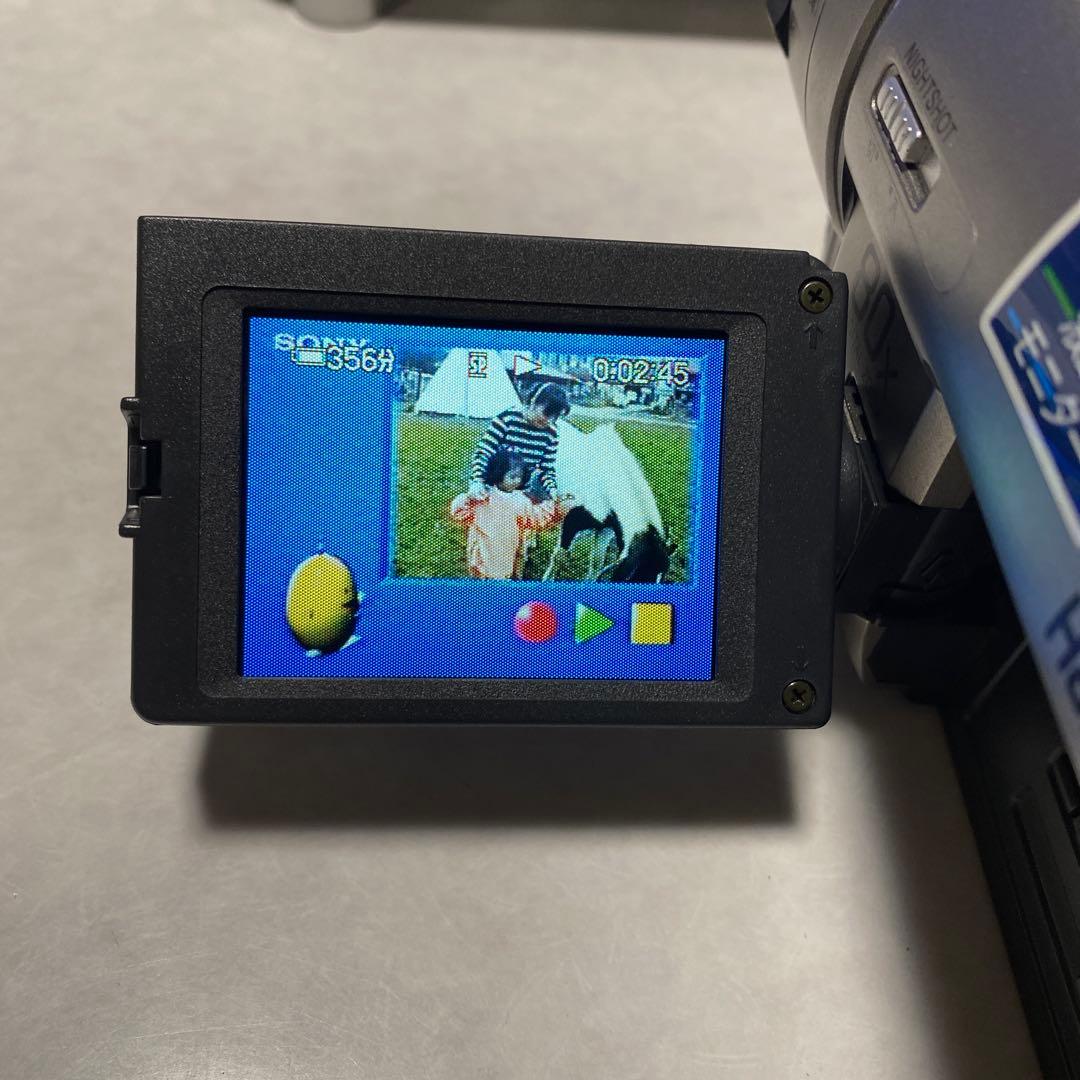 SONY VideoHi8Handycam CCD-TRV80 ②