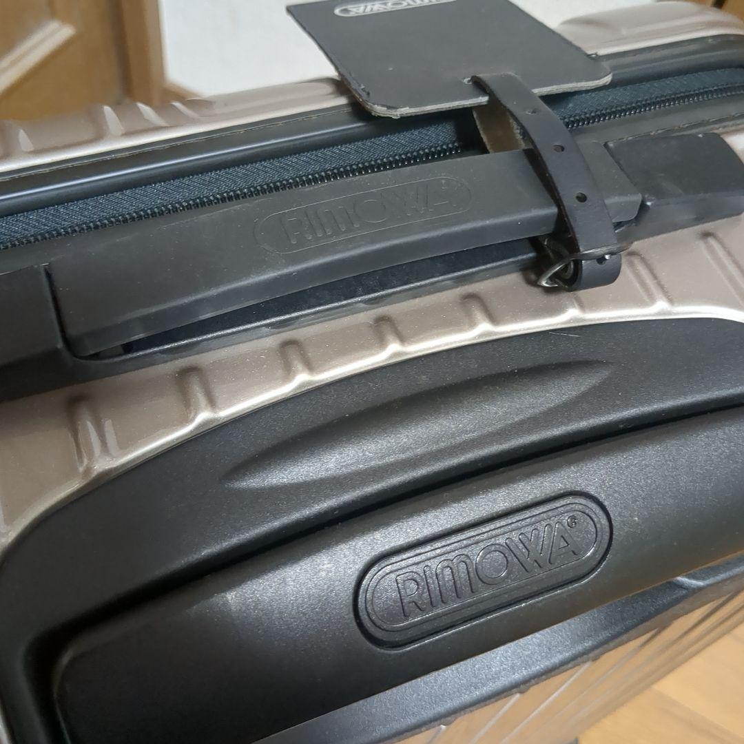 機内持ち込み 810.52 RIMOWA サルサ ポリカーボネート　2輪