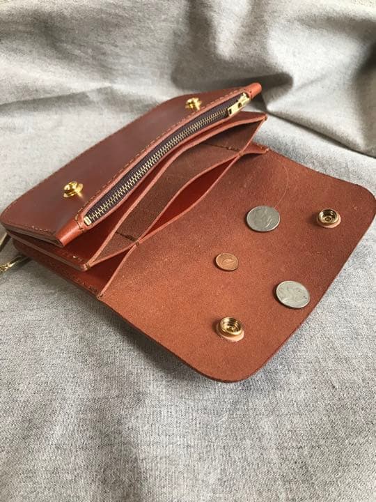レザー　ハンドメイド　トラッカーウォレット（レッド）