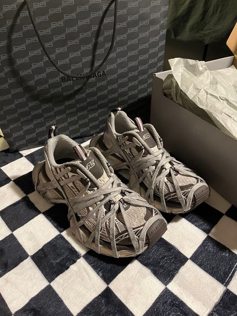 BALENCIAGA 3XL EXTREME LACE ブラウン　42