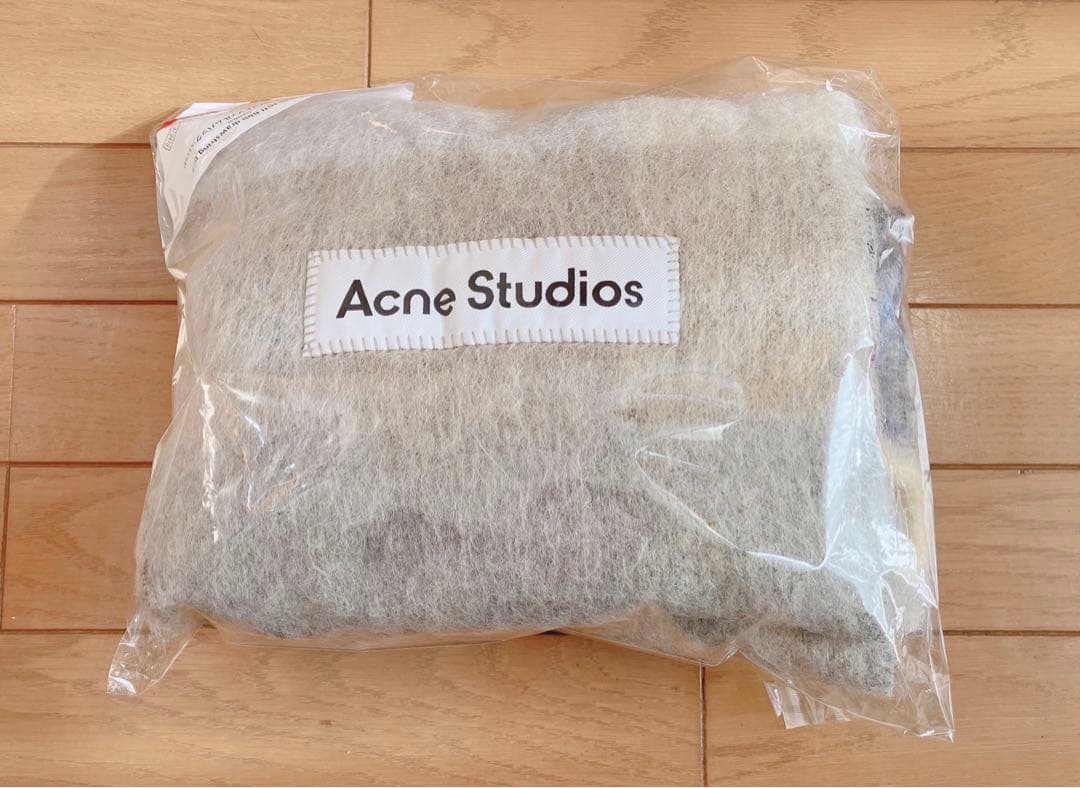 Acne Studios マフラー　羊毛フェルト