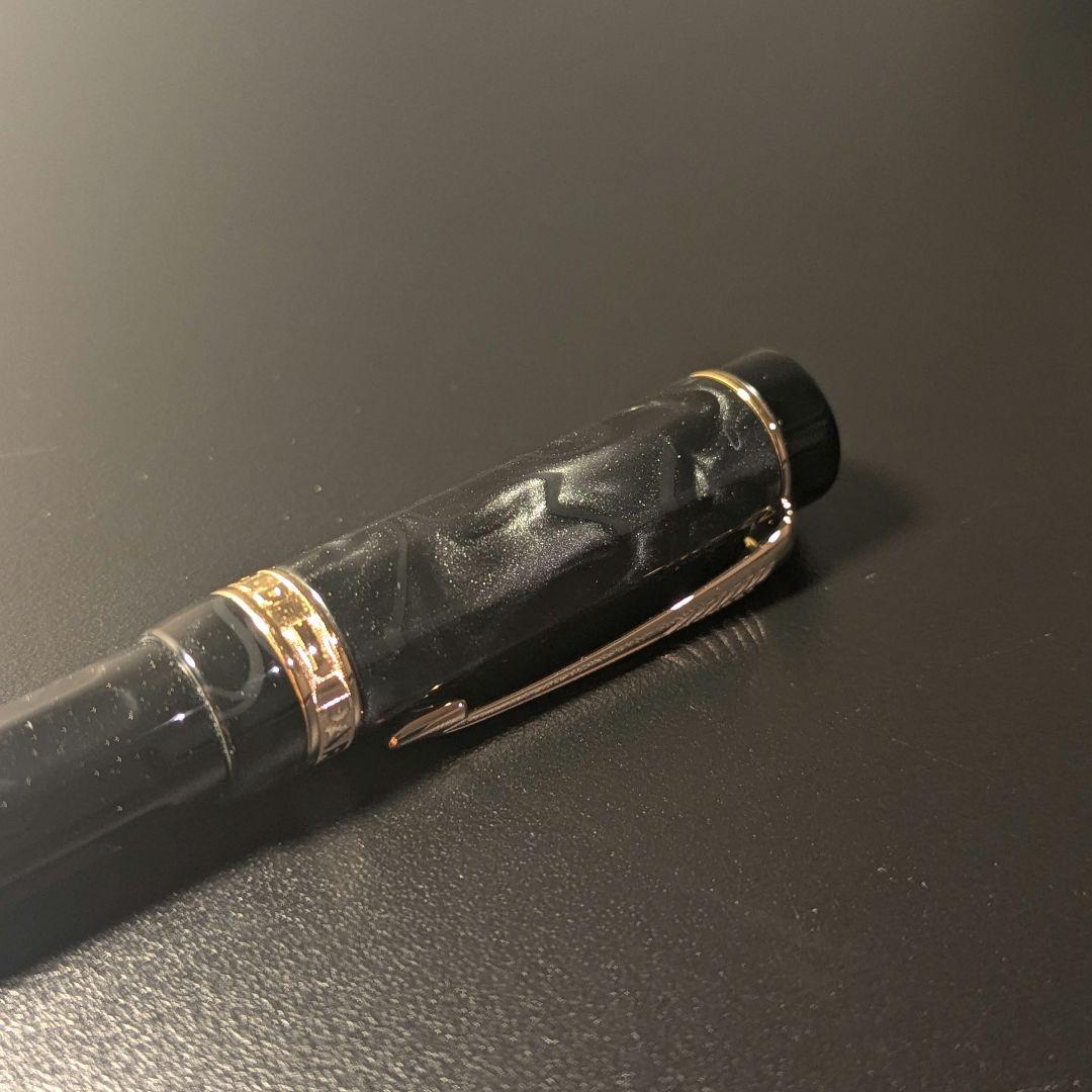 Parker Duofold 120周年記念限定モデル Lucky 8 英国製