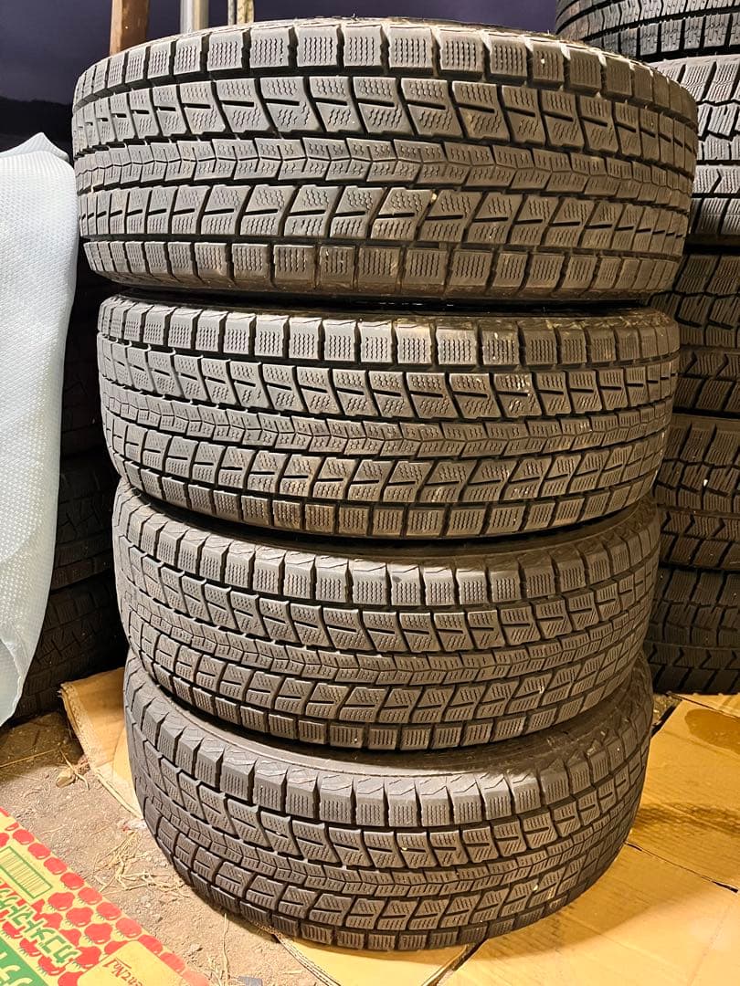215/60R17 ダンロップ　スタッドレス　4本セット