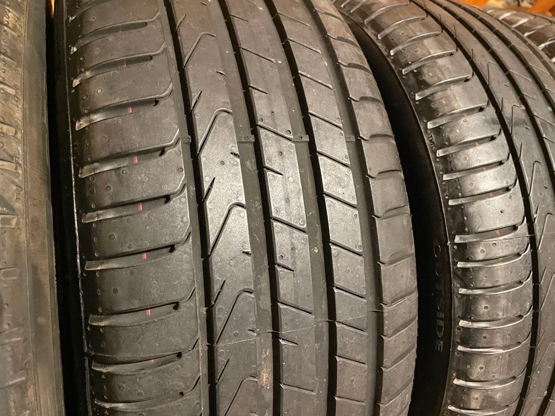 新車外し　ピレリ　Pirelli Cinturato P7 225/45 R18