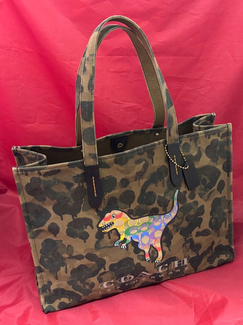 coach☆迷彩柄トートバッグ42 レインボー シグネチャーレキシー