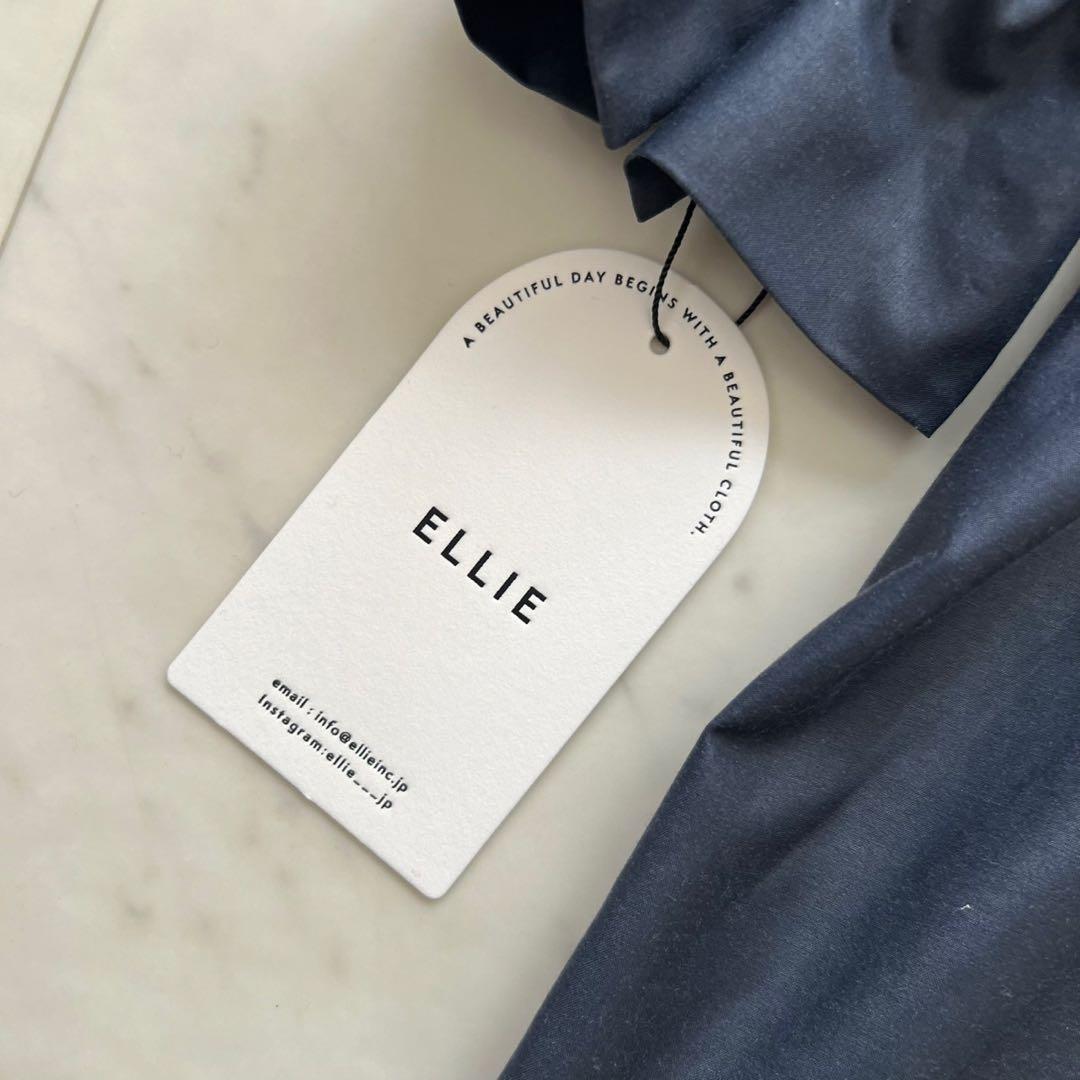 タグ付✨️ELLIE 予約完売品 ラウンドカラーブラウス ネイビー