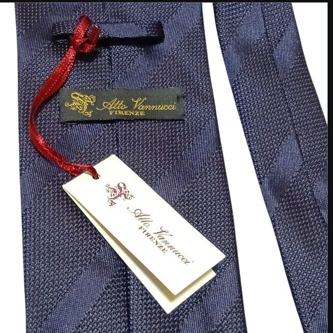 【新品】アットヴァンヌッチ ハンドメイドタイ ネイビー