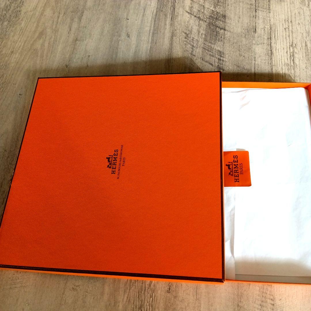 エルメス　HERMES　シルクスカーフ