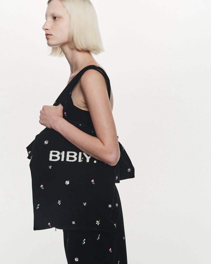 【新品未使用】Bibiy. ロゴ刺繍トートバッグ