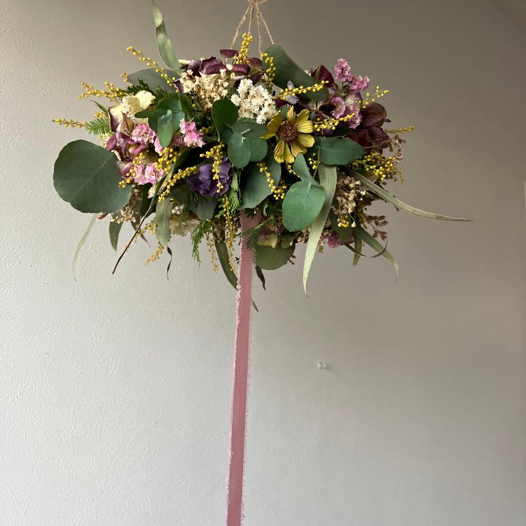 ミモザの蕾とアンティーク紫陽花の春待ちフライングリース　ひな祭り　スターチス