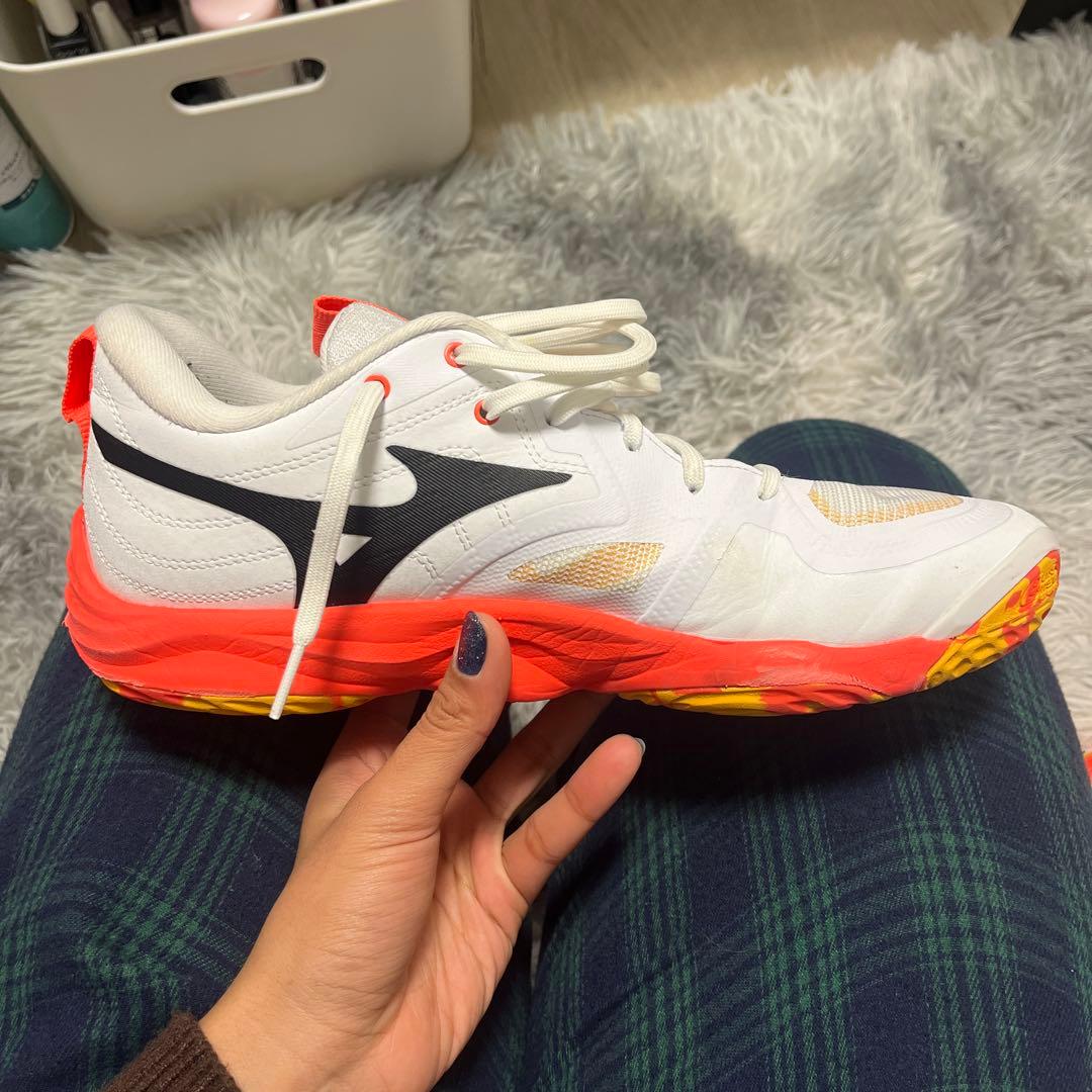 バレーボールシューズ(Mizuno Enerzy XP)