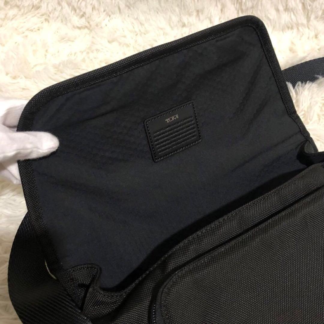 未使用級✨トゥミ　エクスパンダブル ショルダーバッグ 232371D 黒
