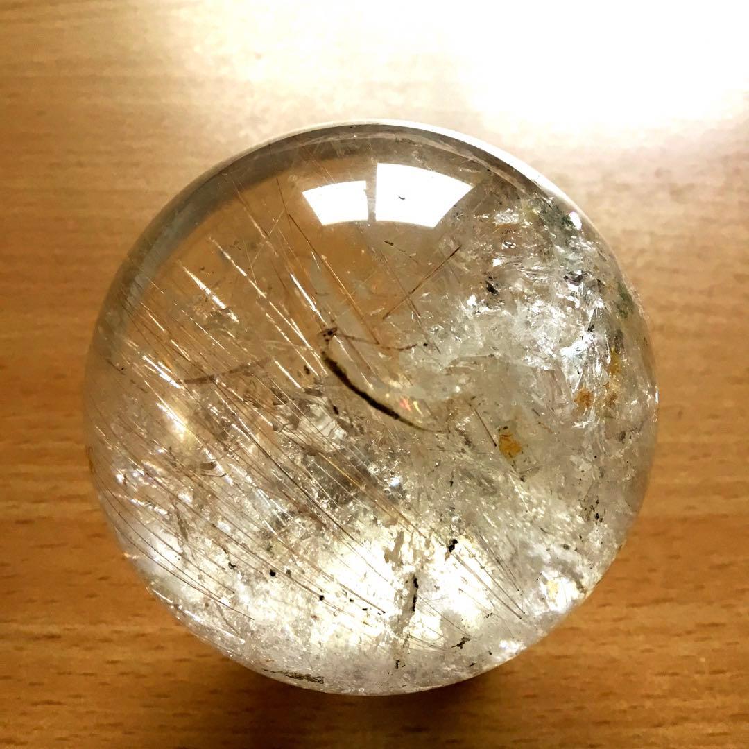 大きめルチルクォーツ丸玉　スフィア原石　天然針水晶　パワーストーン　置物