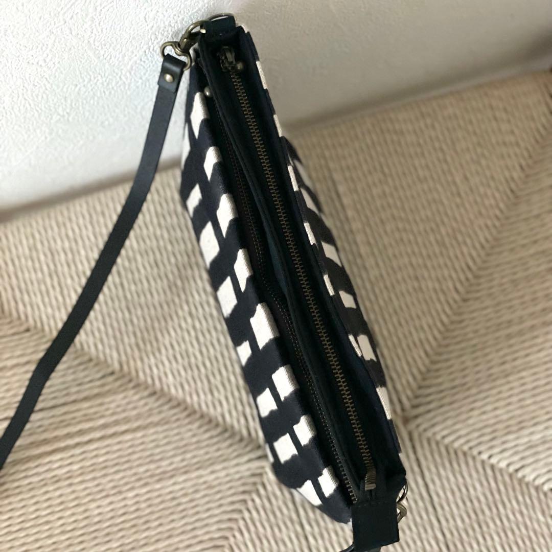 ⚮̈ミナペルホネン　sora check black ドラポケショルダー