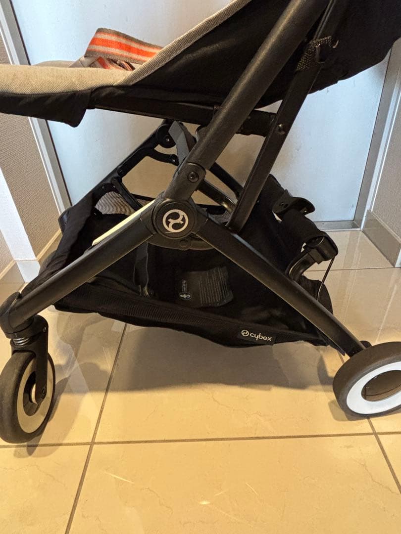 cybex サイベックス　ベビーカー LIBELLEリベル　バンパーバー付き