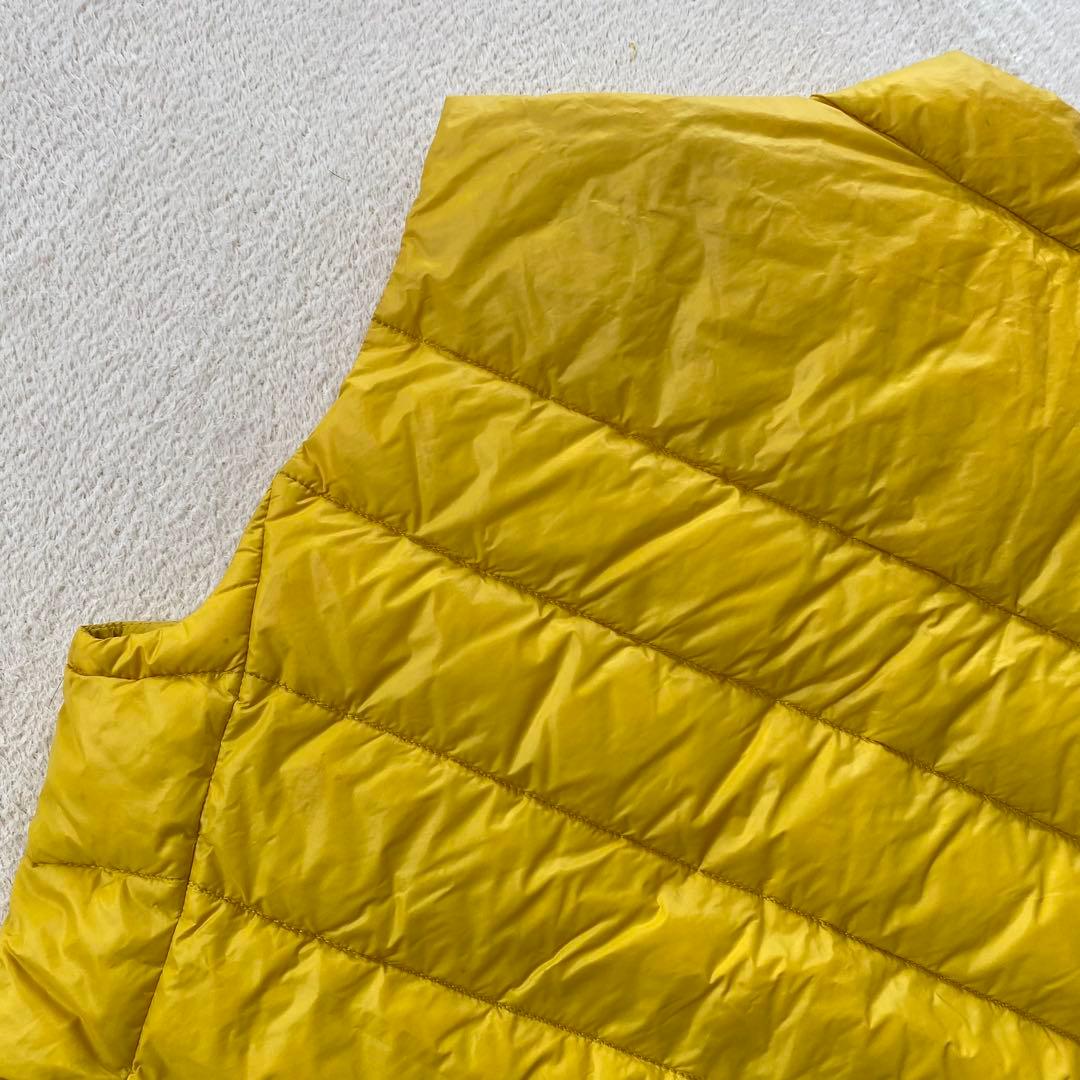 PRADA プラダ 三角ロゴ プレート ダウンベスト イエロー