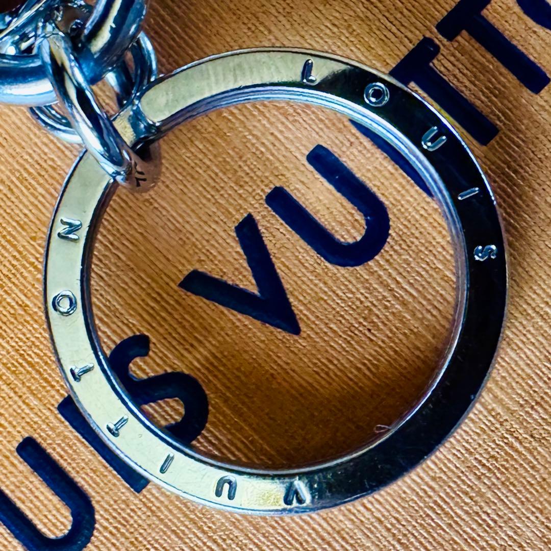 LOUIS VUITTON ポルトクレ•ベリー キーホルダー&キーリングチャーム