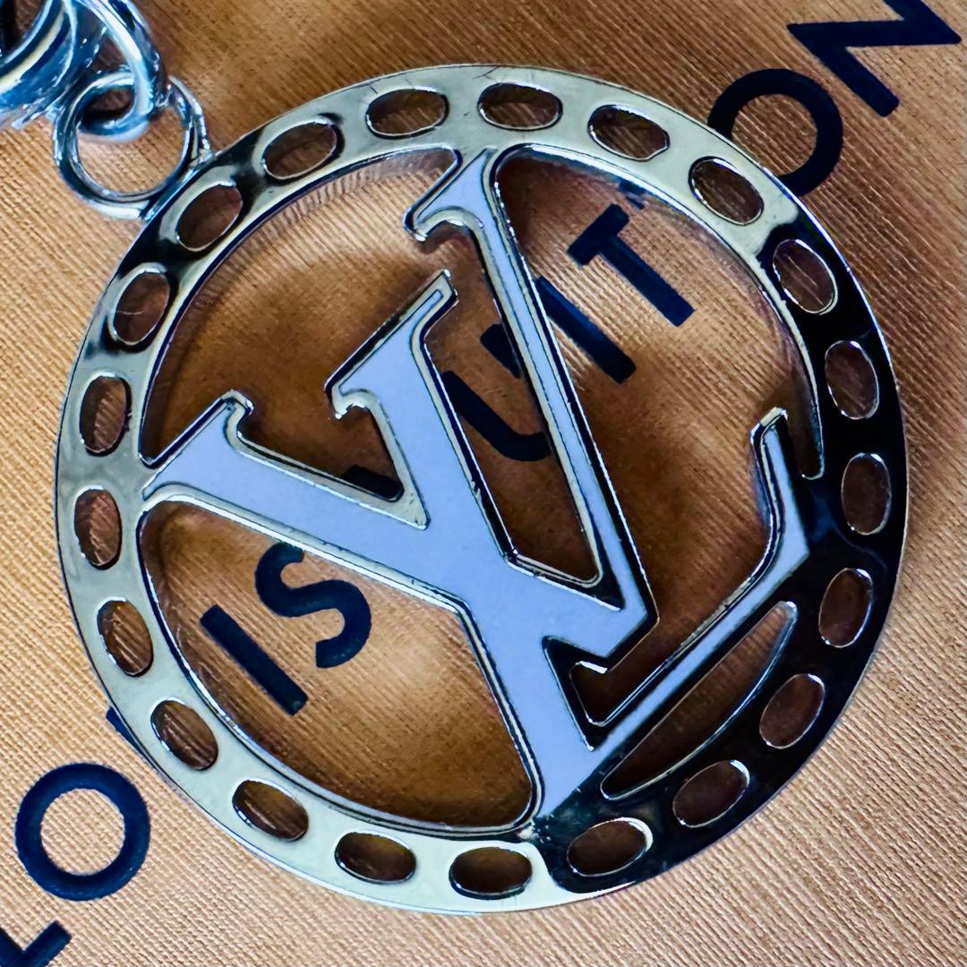 LOUIS VUITTON ポルトクレ•ベリー キーホルダー&キーリングチャーム