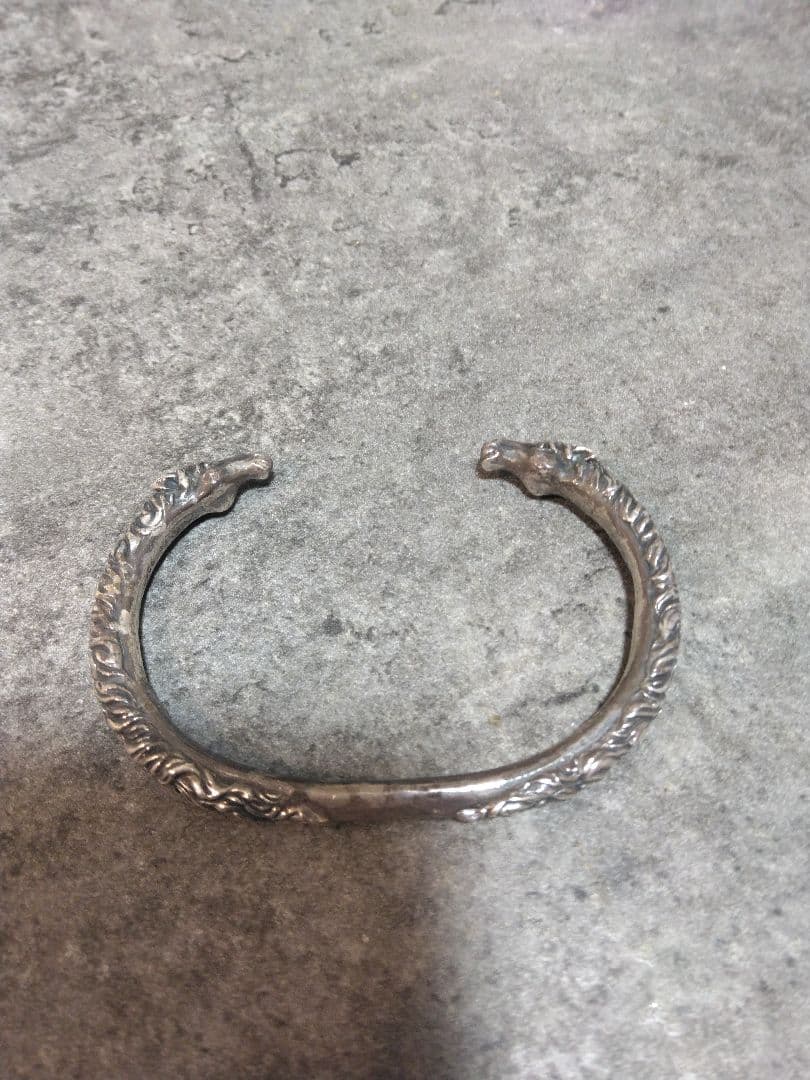 シェアワンズフェイト　SHARE ONE'S FATE　バングル　シルバーアクセ
