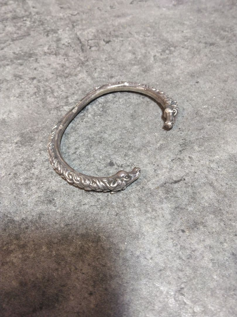 シェアワンズフェイト　SHARE ONE'S FATE　バングル　シルバーアクセ