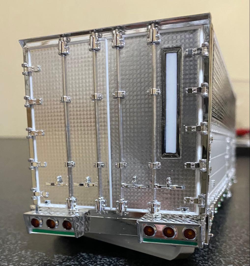デコトラプラモデル。4t用フレーム幅アオシマ製造りボディ
