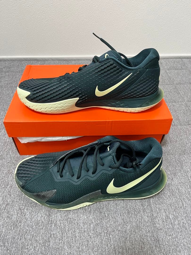 ケ*イ様 ⭐︎新品⭐︎【NIKE】RAFA テニスシューズ